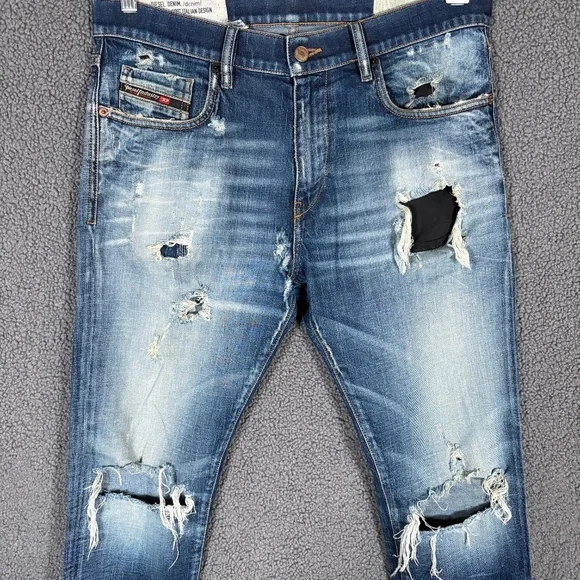 Diesel D-Strukt Made in Italy Tapered Destroyed Jeans - Men's Size 33*30 - Blue